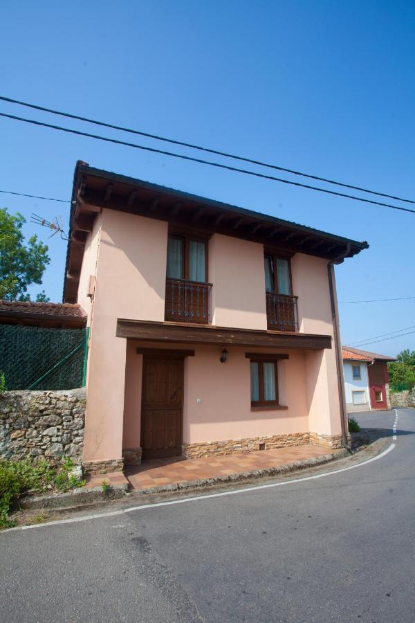 Villa Isabel Piloña エクステリア 写真